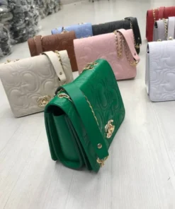 buy handbags pallets europe online