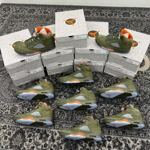 cheap sneaker pallets europe bulk