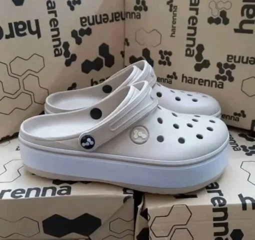 crocs liquidation pallets europe