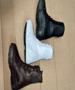 winter footwear liquidation netherlands